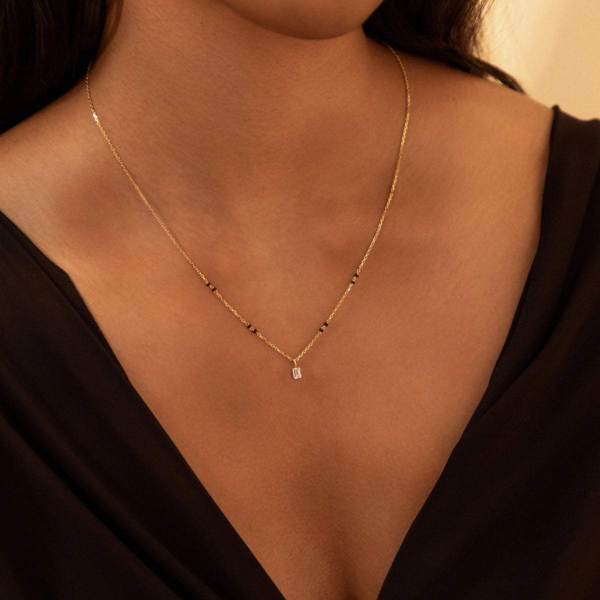 Manjari Mangalsutra on model