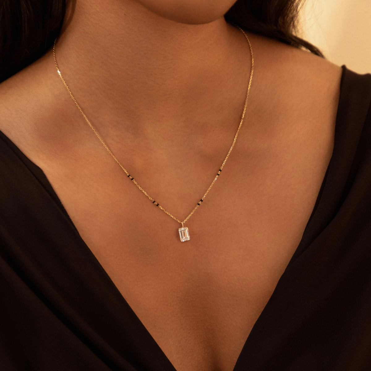 Manjari Mangalsutra on model
