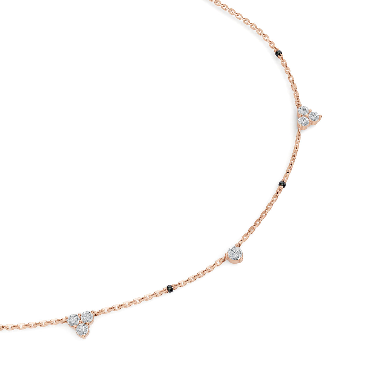 Close-up of the diamond stations on the Lehar Mangalsutra in 18K rose gold