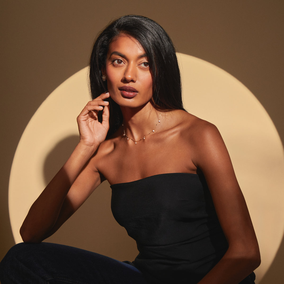 Model wearing the Sanjana Mangalsutra, look 2