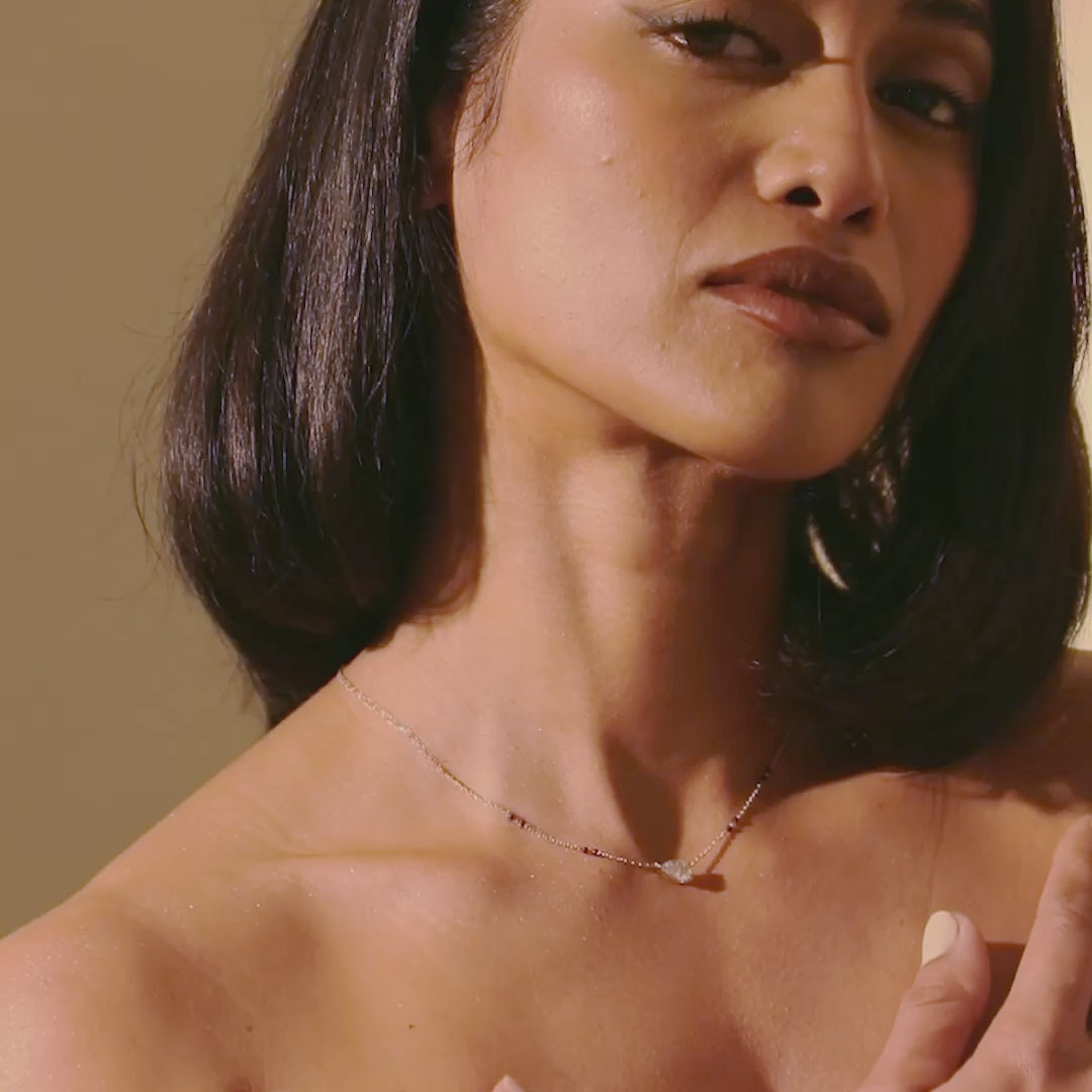 Video of the Shaily Mangalsutra worn by a model